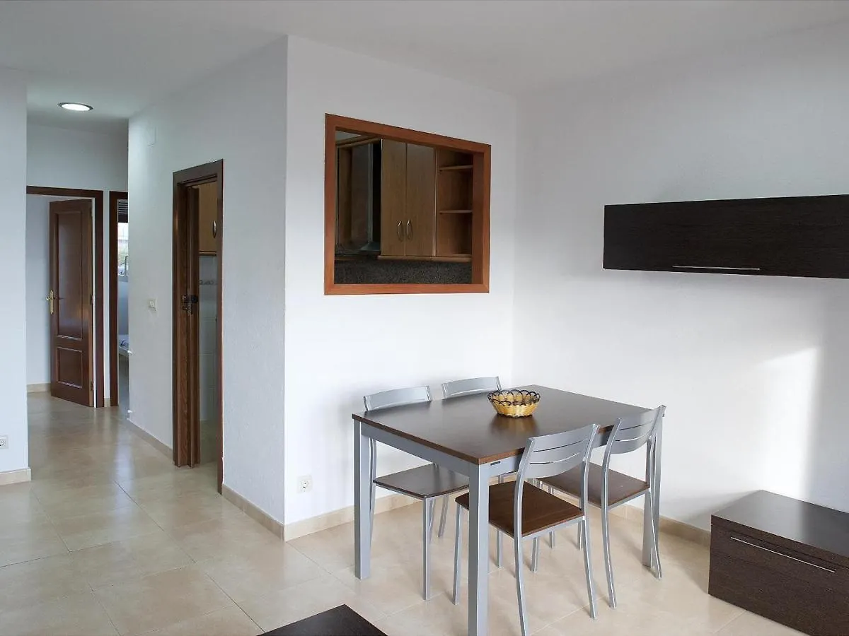 Apartamento Luminoso En 1ª Linea De Mar Con Terraza Y Vistas, Cerca De Playas Y Comercios. - Es-228-36 Llançà
